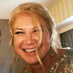 Meet your Posher, Chlo-anne